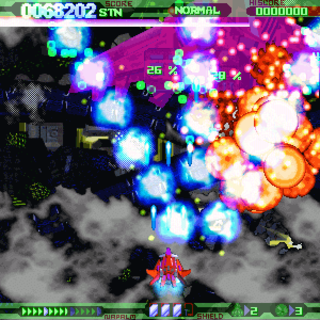 CreatureJungle16のゲーム画面「ボム発射！！　敵機体破損部の破壊率が解る」