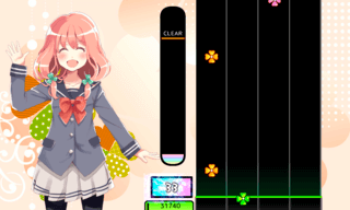クローバービーツ!のゲーム画面「上から落ちてくるノーツを叩こう!」